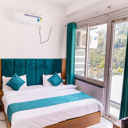 Hotel Parth Inn Rishīkesh Extérieur photo